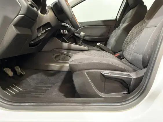 RENAULT CLIO V - voiture d'occasion - Photo 18