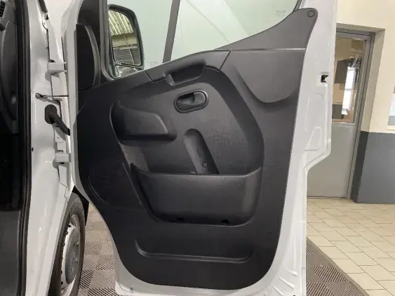 RENAULT MASTER FG III - voiture d'occasion - Photo 18