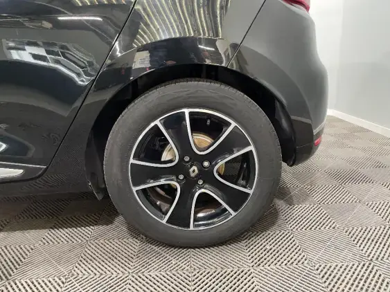 RENAULT CLIO IV - voiture d'occasion - Photo 24