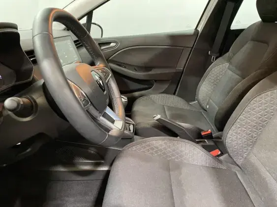 RENAULT CLIO V - voiture d'occasion - Photo 18