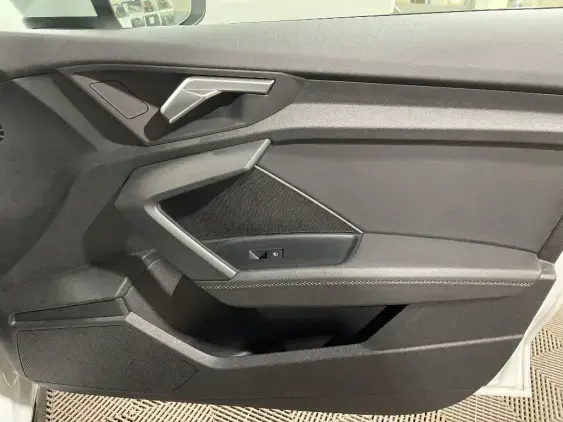 AUDI A3 SPORTBACK IV - voiture d'occasion - Photo 19