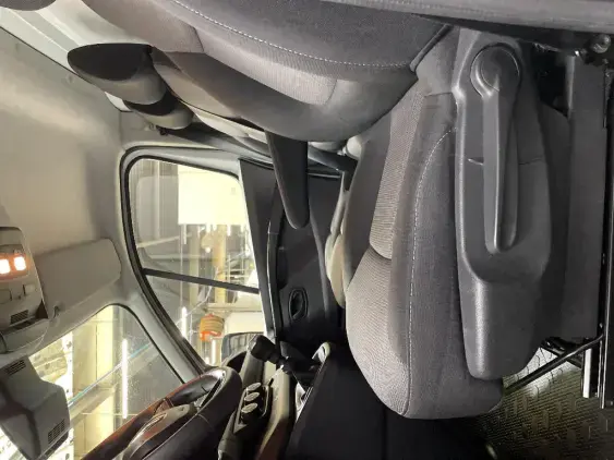 RENAULT TRAFIC FG III - voiture d'occasion - Photo 16