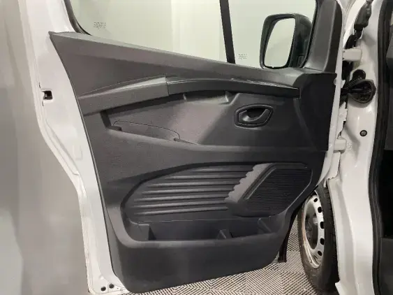 RENAULT TRAFIC FG III - voiture d'occasion - Photo 17