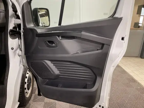 RENAULT TRAFIC FG III - voiture d'occasion - Photo 18