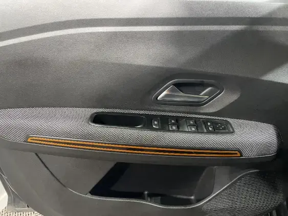DACIA SANDERO III - voiture d'occasion - Photo 18