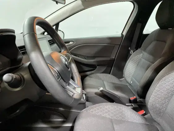 RENAULT CLIO V - voiture d'occasion - Photo 18