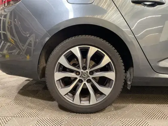 RENAULT MEGANE IV - voiture d'occasion - Photo 25