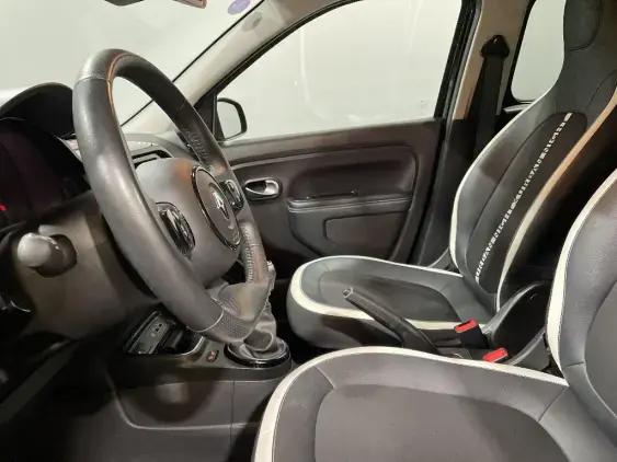 RENAULT TWINGO III - voiture d'occasion - Photo 17