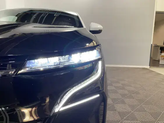 RENAULT MEGANE V - voiture d'occasion - Photo 22