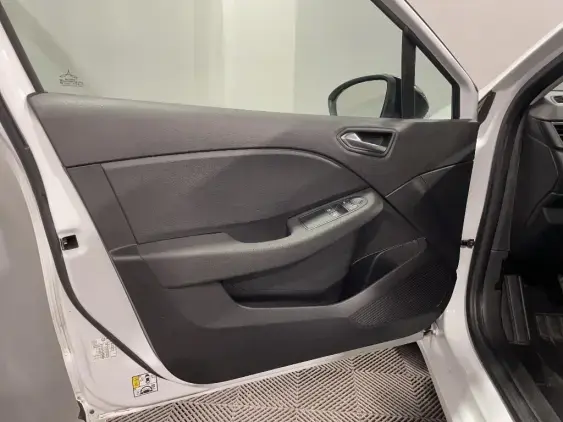 RENAULT CLIO V - voiture d'occasion - Photo 19