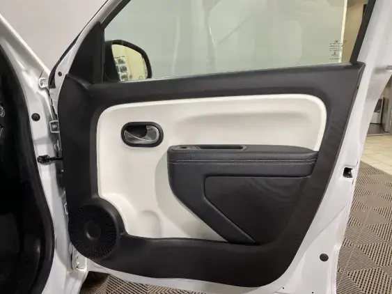 RENAULT TWINGO III - voiture d'occasion - Photo 19