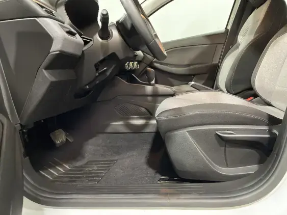 RENAULT CLIO V - voiture d'occasion - Photo 18