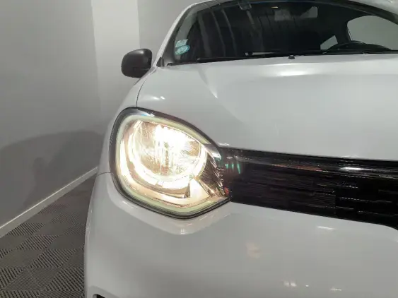 RENAULT TWINGO ELECTRIQUE III - voiture d'occasion - Photo 20