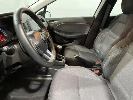 RENAULT CLIO V - voiture d'occasion - Photo 18