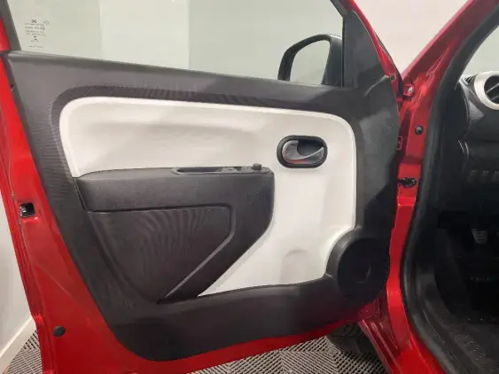 RENAULT TWINGO III - voiture d'occasion - Photo 17
