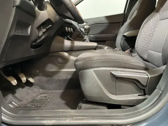 RENAULT CAPTUR II - voiture d'occasion - Photo 18