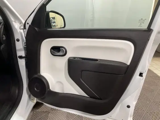 RENAULT TWINGO III - voiture d'occasion - Photo 18