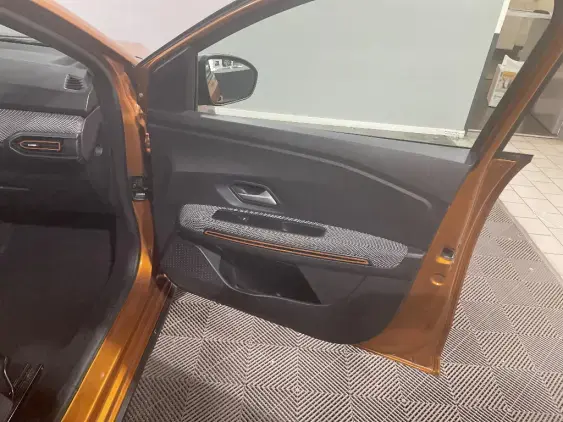 DACIA SANDERO III - voiture d'occasion - Photo 20