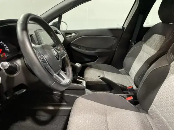 RENAULT CLIO V - voiture d'occasion - Photo 18