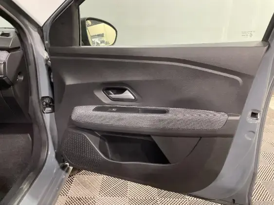 DACIA SANDERO III - voiture d'occasion - Photo 18