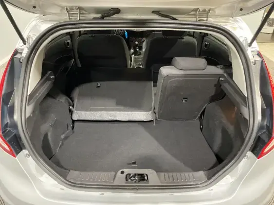 FORD FIESTA VI - voiture d'occasion - Photo 15