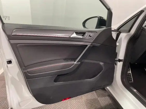 VOLKSWAGEN GOLF VII - voiture d'occasion - Photo 17