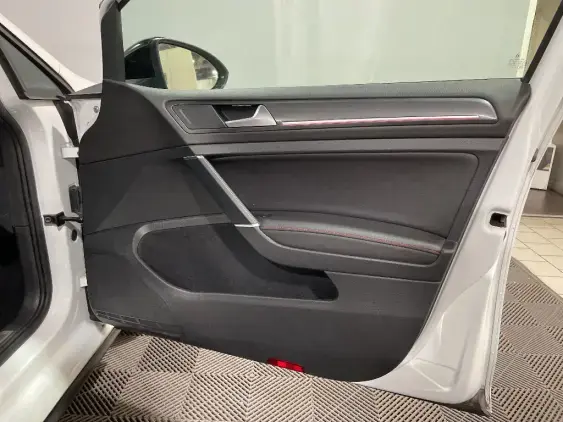 VOLKSWAGEN GOLF VII - voiture d'occasion - Photo 18