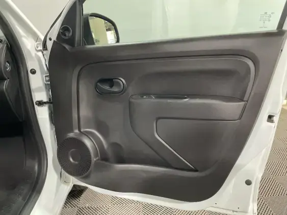 RENAULT TWINGO ELECTRIQUE III - voiture d'occasion - Photo 18
