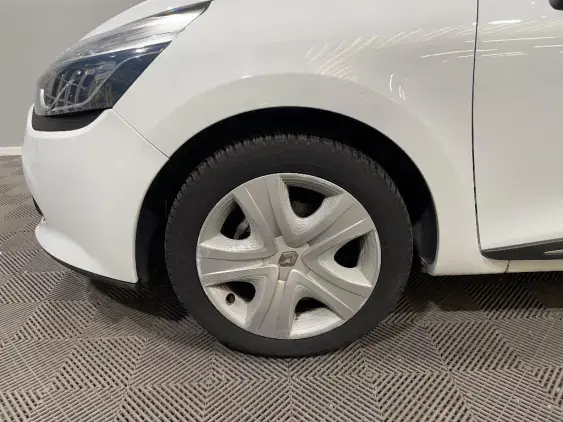 RENAULT CLIO IV - voiture d'occasion - Photo 21