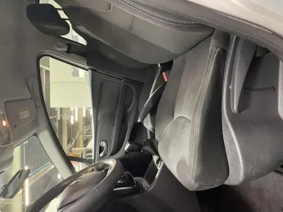 RENAULT CLIO IV - voiture d'occasion - Photo 17