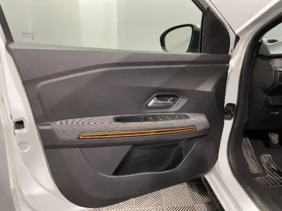 DACIA SANDERO III - voiture d'occasion - Photo 18