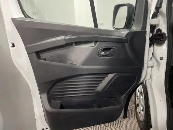 RENAULT TRAFIC III - voiture d'occasion - Photo 17