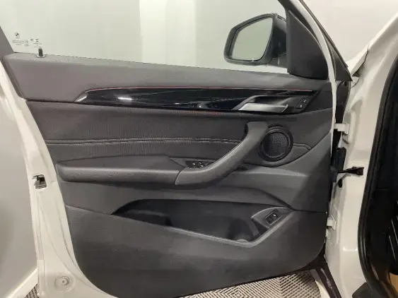 BMW X1 F48 LCI - voiture d'occasion - Photo 19