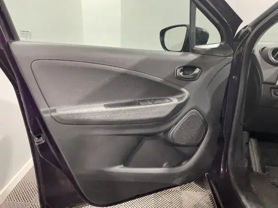 RENAULT ZOE - voiture d'occasion - Photo 19
