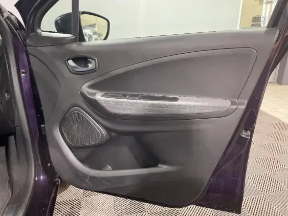 RENAULT ZOE - voiture d'occasion - Photo 20