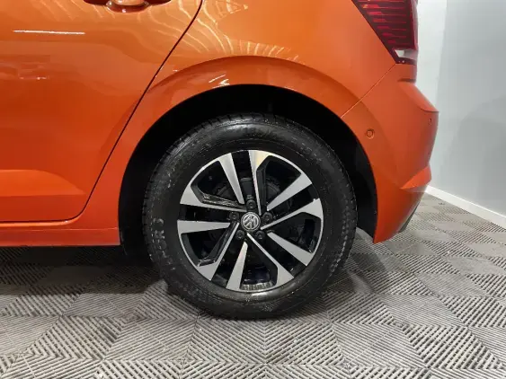 VOLKSWAGEN POLO VI - voiture d'occasion - Photo 23