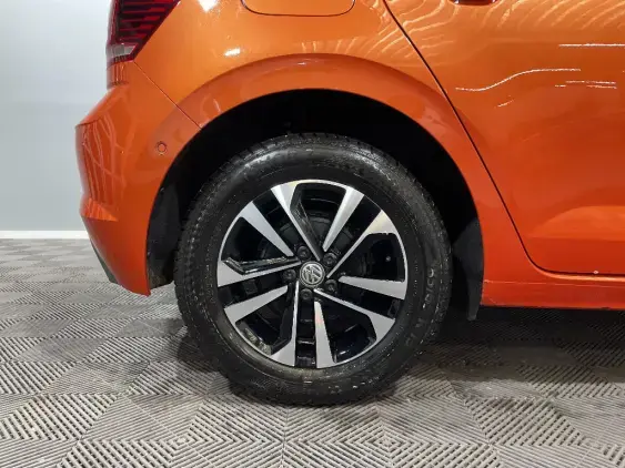 VOLKSWAGEN POLO VI - voiture d'occasion - Photo 24