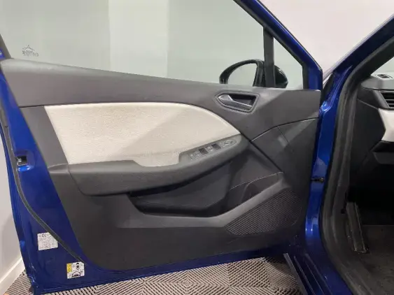 RENAULT CLIO V - voiture d'occasion - Photo 18