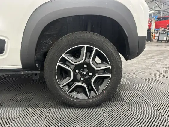 DACIA SPRING - voiture d'occasion - Photo 24