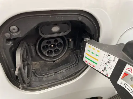 RENAULT TWINGO ELECTRIQUE III - voiture d'occasion - Photo 17