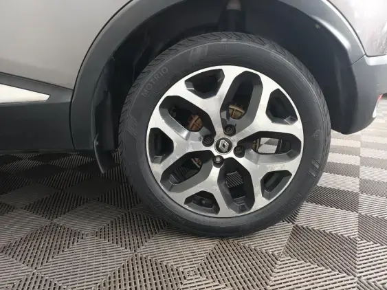 RENAULT CAPTUR - voiture d'occasion - Photo 24