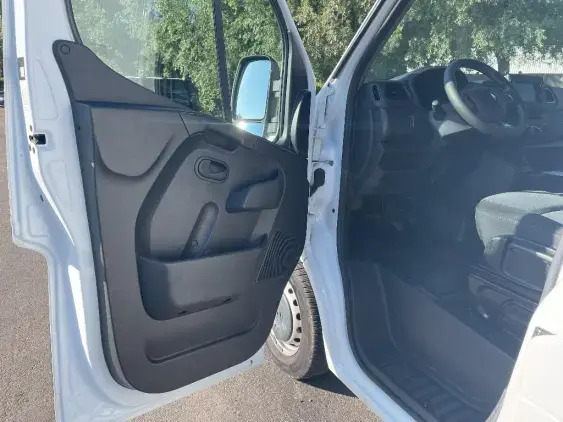 RENAULT MASTER FG III - voiture d'occasion - Photo 19