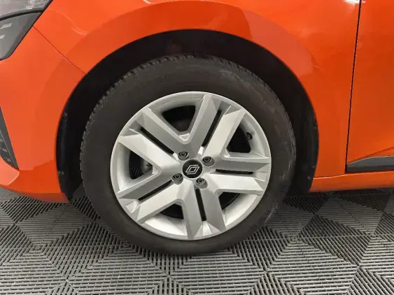 RENAULT CLIO V - voiture d'occasion - Photo 23