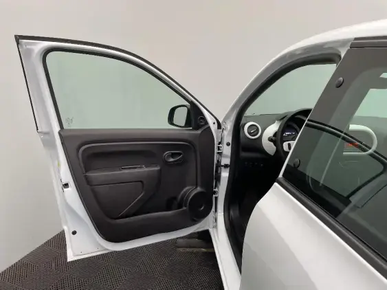 RENAULT TWINGO ELECTRIQUE III - voiture d'occasion - Photo 19