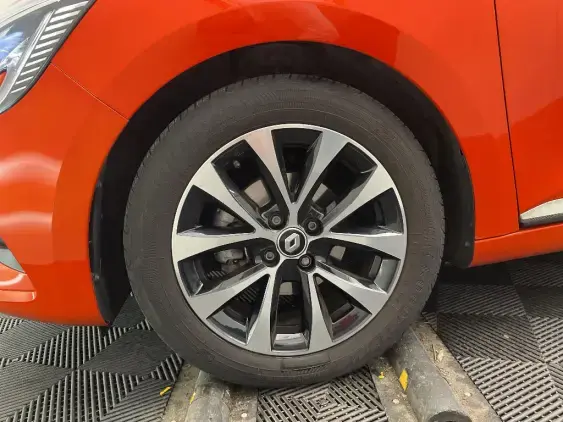 RENAULT CLIO V - voiture d'occasion - Photo 23