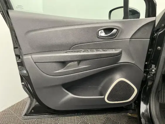 RENAULT CAPTUR - voiture d'occasion - Photo 18