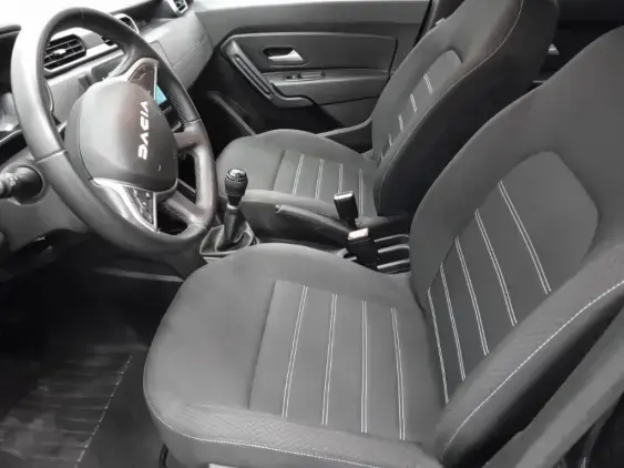 DACIA DUSTER II - voiture d'occasion - Photo 17