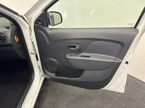 DACIA SANDERO II - voiture d'occasion - Photo 20