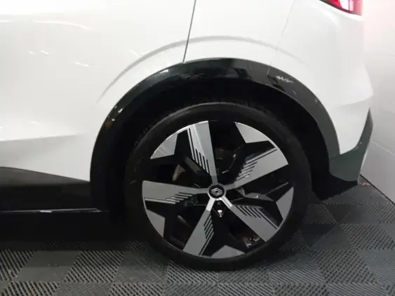 RENAULT MEGANE V - voiture d'occasion - Photo 23