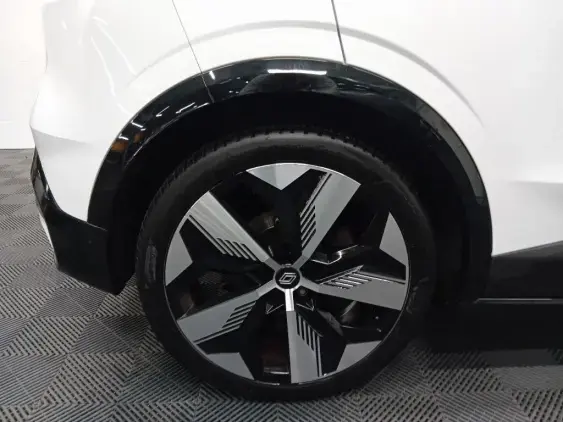 RENAULT MEGANE V - voiture d'occasion - Photo 24